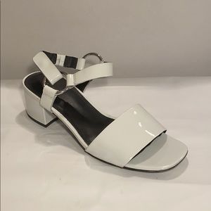 Via Spiga White Patent Leather Sandals - 8.5M